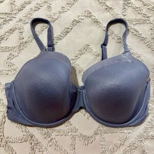 Victoria’s Secret Body By Victoria Lined Perfect Coverage Bras size 38DDD